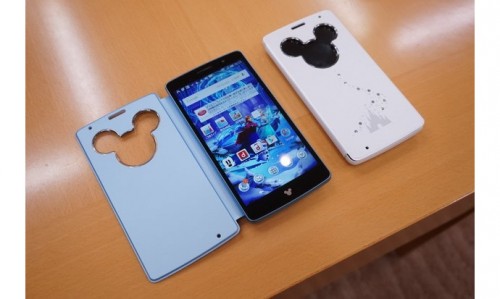 LG-Mickey-Mouse-themed-Swarovski-smartphone-2