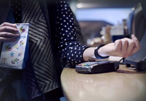 bpay-wrist-account1-930x644