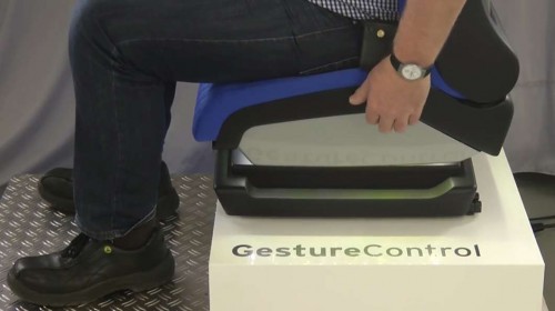 gesture-control-vehicle-seat@2x