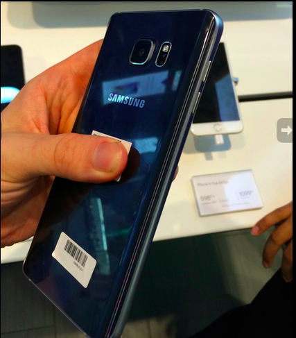 Note 5 เครื่องจริงโผล่เทียบไอโฟนถึงหน้าร้าน