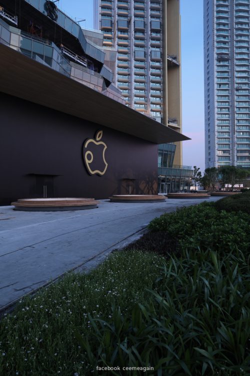 Apple Store iconsiam Apple Store สาขาแรกในไทย