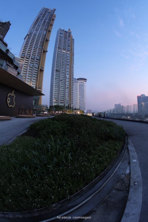 Apple Store iconsiam Apple Store สาขาแรกในไทย