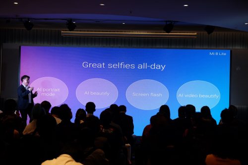 Xiaomi M 8 lite