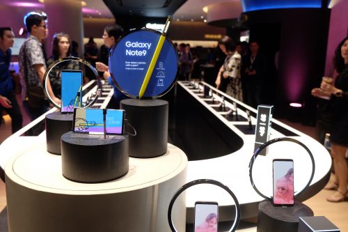 Samsung Experience Store Large