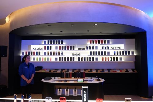 Samsung Experience Store Large