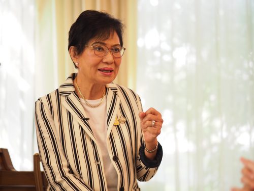 คุณหญิงกัลยา โสภณพนิช รัฐมนตรีช่วยว่าการกระทรวงศึกษาธิการ